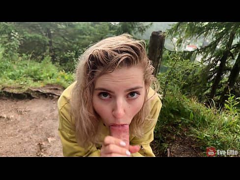 ❤️ Chica traga semen después de una mamada en público - Eva Elfi Video de porno en es.allo-sex.ru ❌️